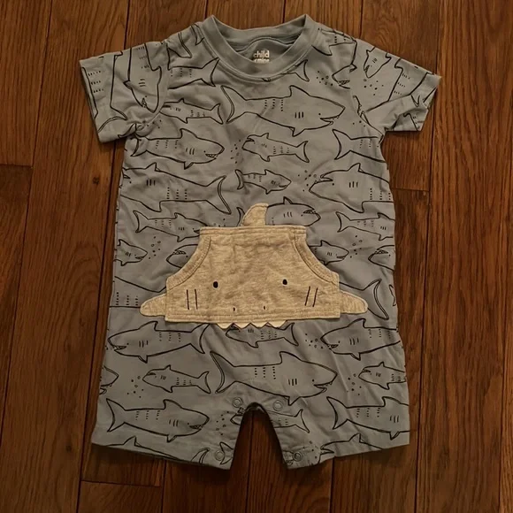 Bundle of 4 Baby Rompers - Picture 4 of 7